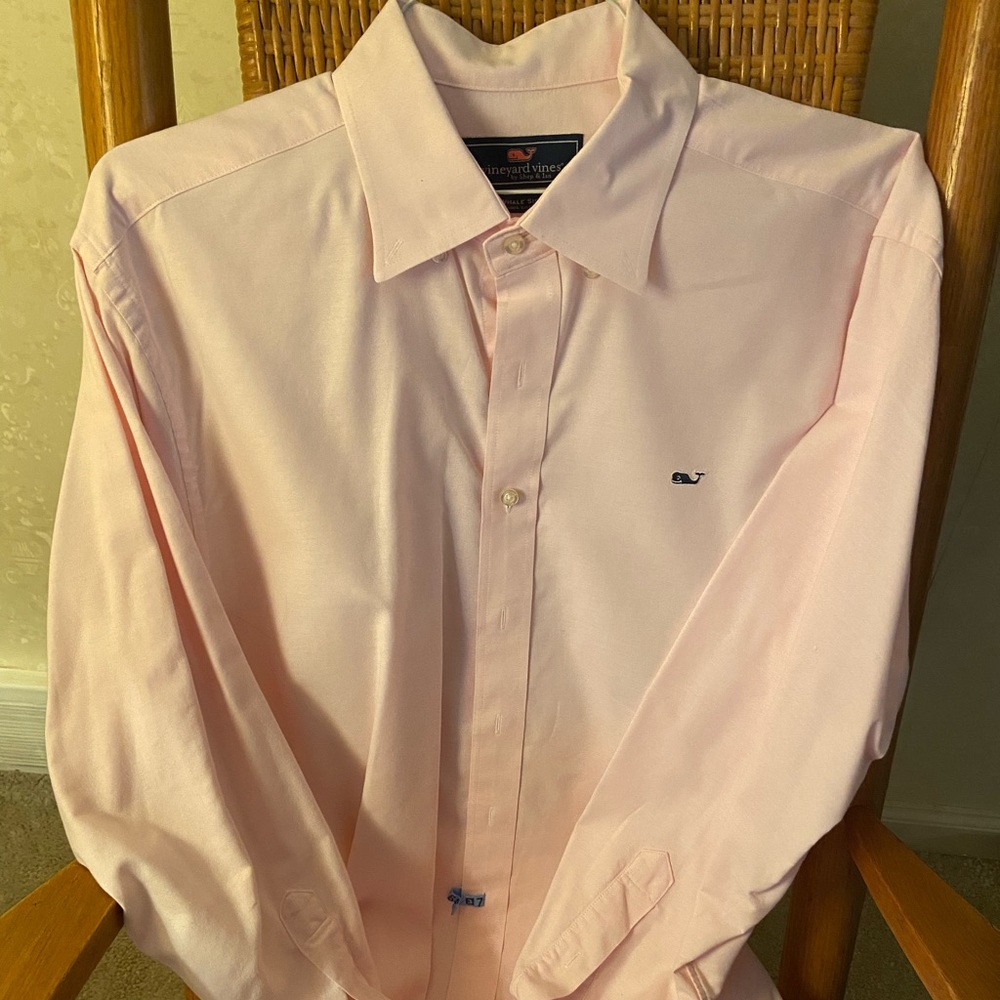 Vineyard Vines Men’s Button up collared shirt (Size: Large)